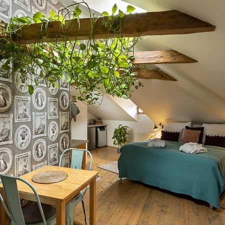Gigantic Boho Chic 3 Bedroom 3 Bathroom Loft With Hanging Chair Prag Exteriör bild